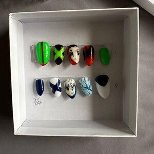 Custom painted Anime Hunter x Hunter glue on nails !